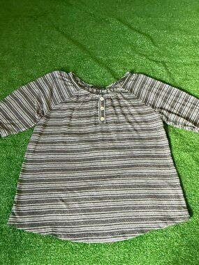 Adrienne Vittadini Women’s Size L Raglan 3/4 Sleeve Henley Striped Blouse Top